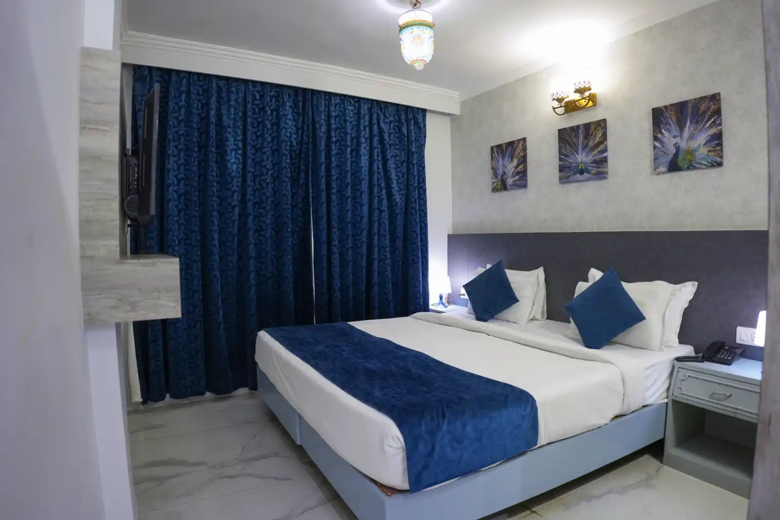 Executive Room